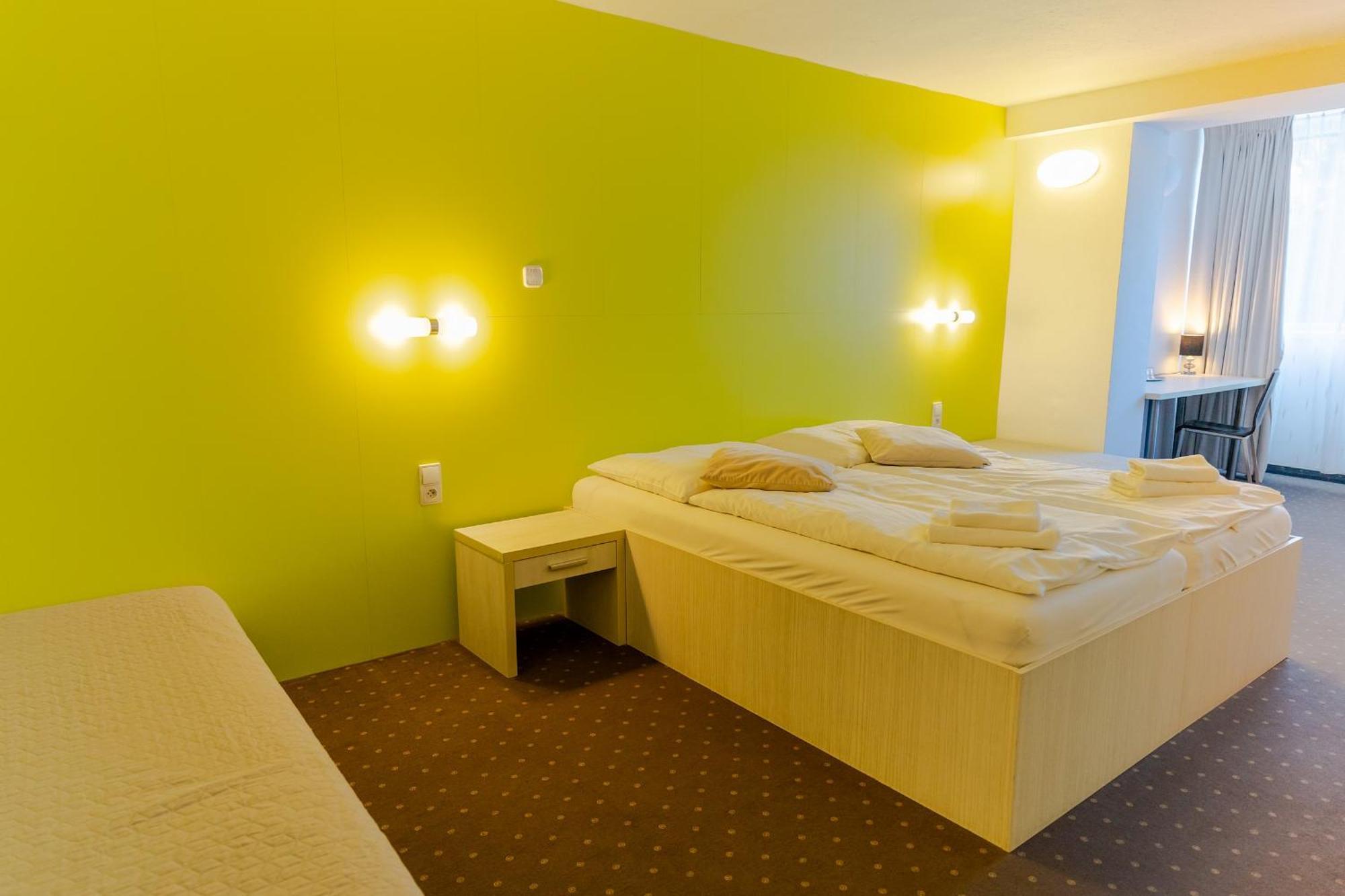 Hotel Ostredok 3*
